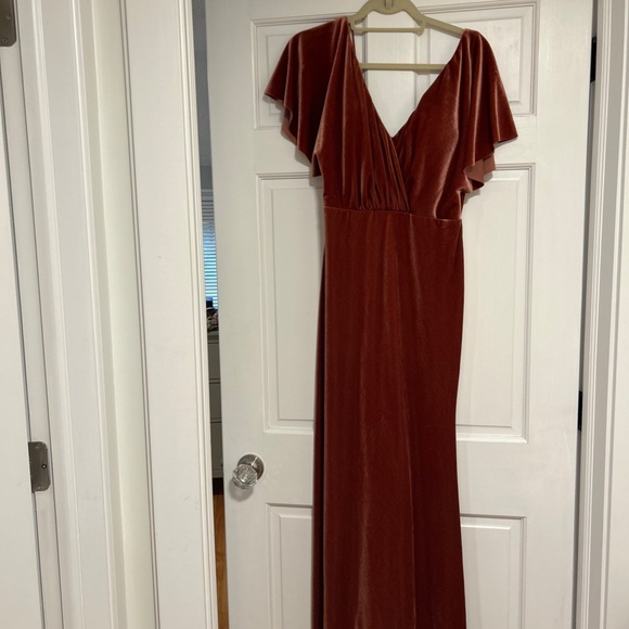 Jenni Yoo Ellis in English Rose size 10 - Picture 3 of 5